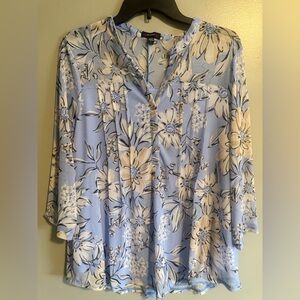 Cocomo Women's size L lined mesh floral blouse Blue work casual 3/4 tab sleeve